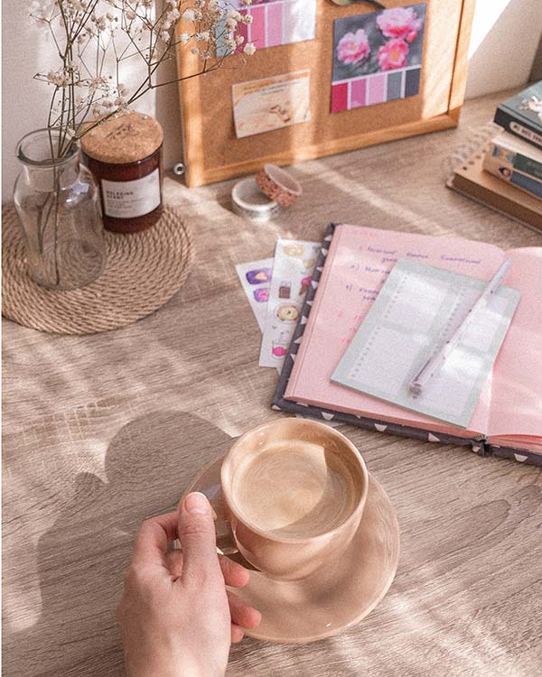 olesia-buyar-ssB0WP9P9NU-unsplash